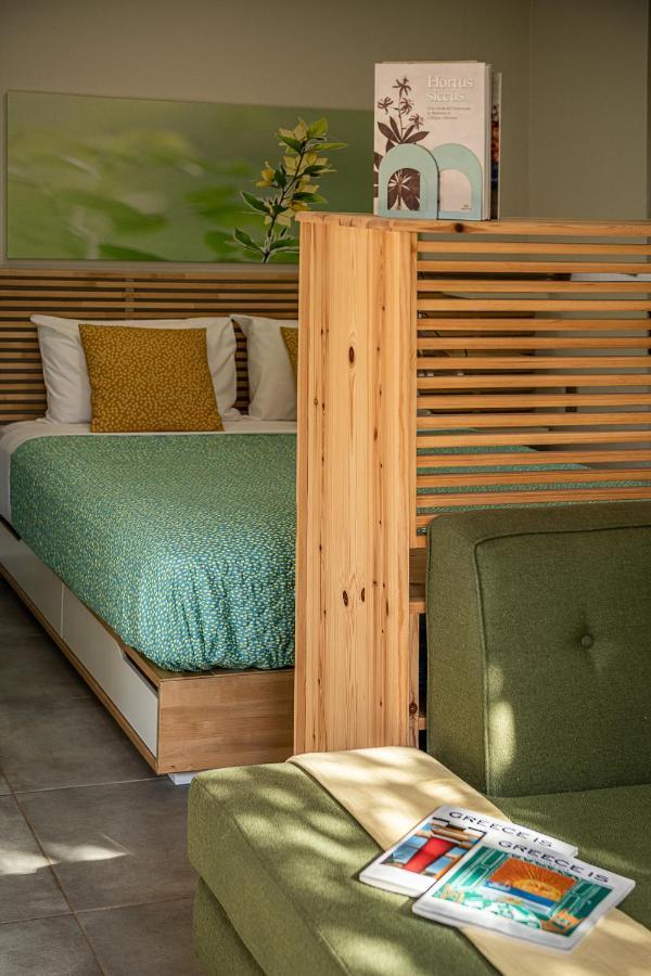 Olive Lemon Biophilic House & Lush Forest Garden Vamos Buitenkant foto