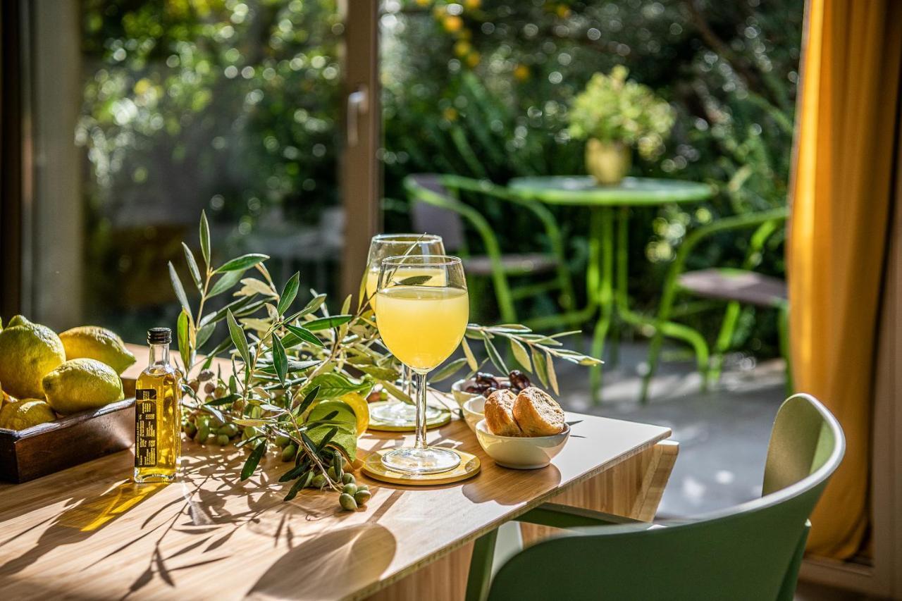 Olive Lemon Biophilic House & Lush Forest Garden Vamos Buitenkant foto