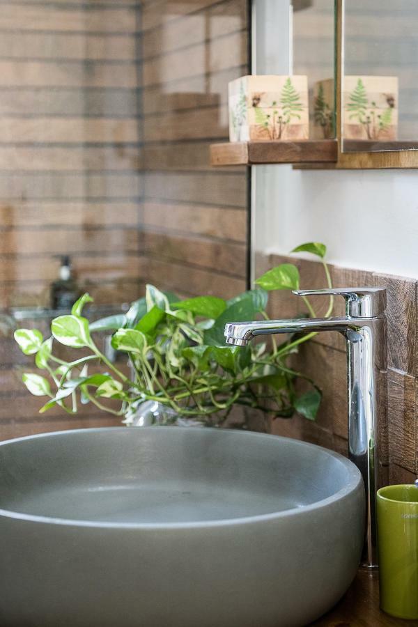 Olive Lemon Biophilic House & Lush Forest Garden Vamos Buitenkant foto
